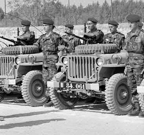 Massu 6e RPC1958 recdrée.jpg