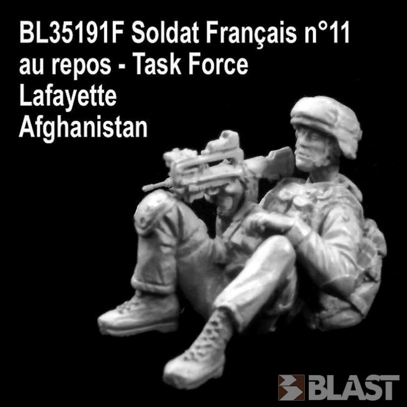 bl35191f-soldat-francais-n11-au-repos-task-force-lafayette-afghanistan.jpg