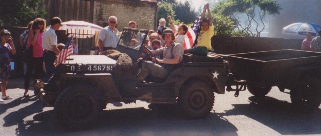 Jeep 001.jpg