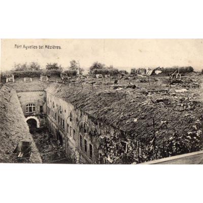 __00002_CARTE-POSTALE-ANCIENNE-Charleville-Mezieres-Ardennes-Fort-Ayvelles.jpg