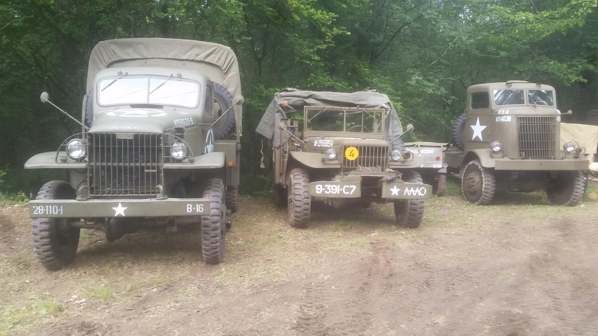 GMC dodge et tracteur federal