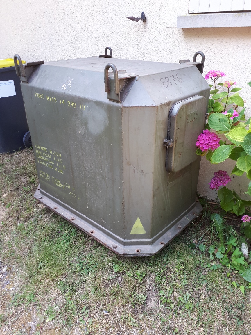Container moteur